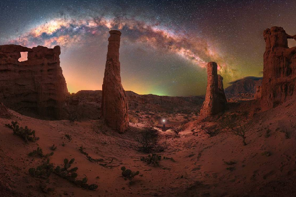 Astroturismo en Cafayate: fogones, cabalgatas y estrellas en los Valles Calchaquíes